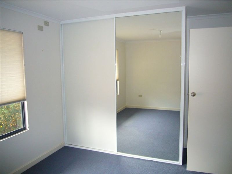 1/4 East Terrace, Clare SA 5453