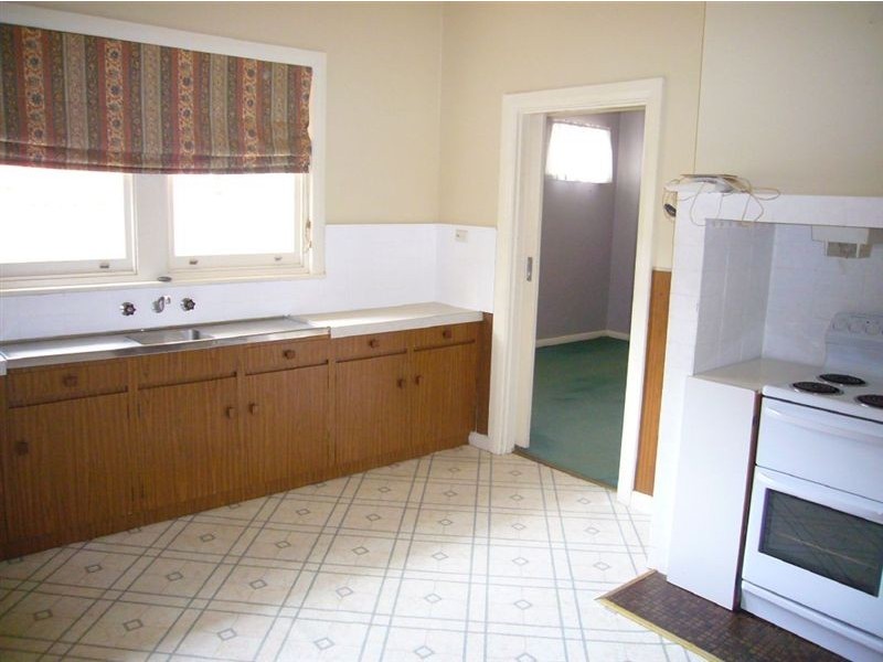 106 Main North Rd, Clare SA 5453