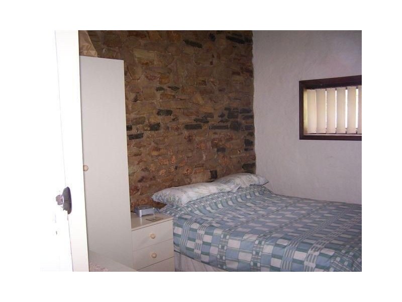 5 Strickland St, Riverton SA 5412