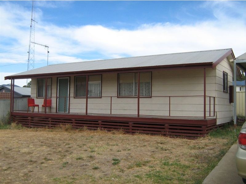 62 Blyth Road, Clare SA 5453
