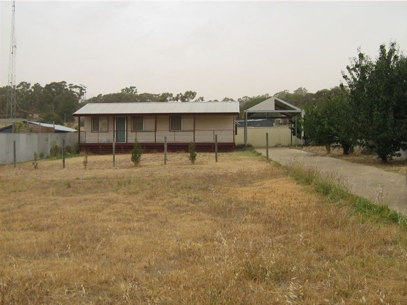 62 Blyth Road, Clare SA 5453