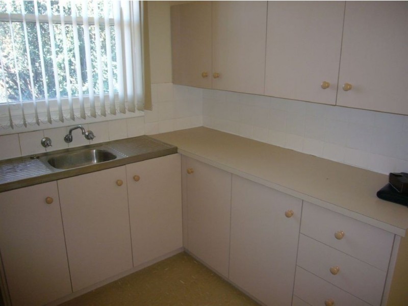 28 Park Tce, Gladstone SA 5473