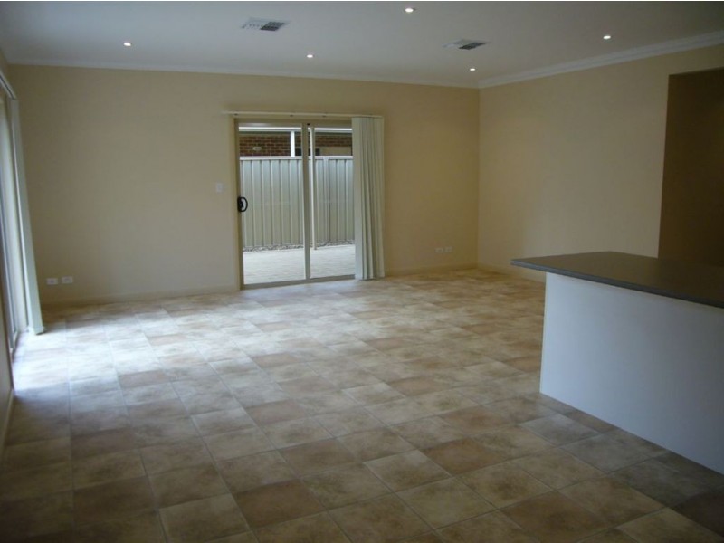 12B Albert Street, Clare SA 5453