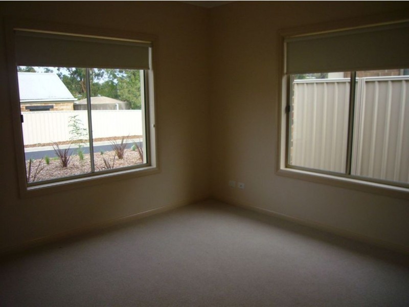 12B Albert Street, Clare SA 5453