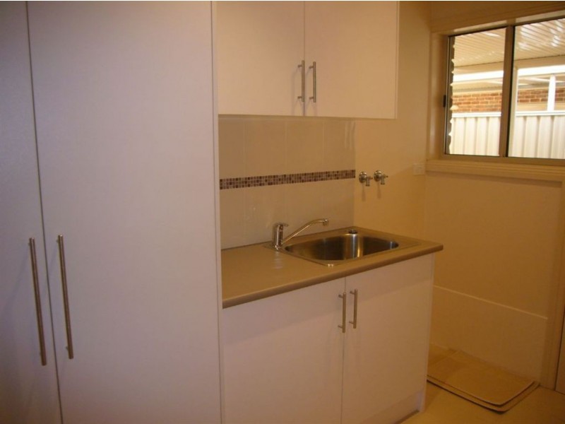 12B Albert Street, Clare SA 5453