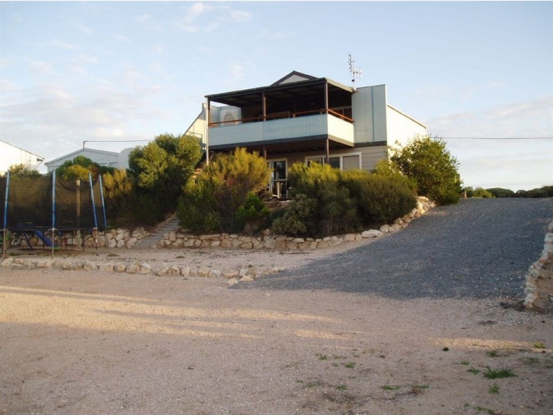 6 Ocean View Road, Venus Bay SA 5607