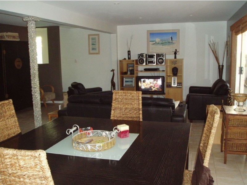 6 Ocean View Road, Venus Bay SA 5607