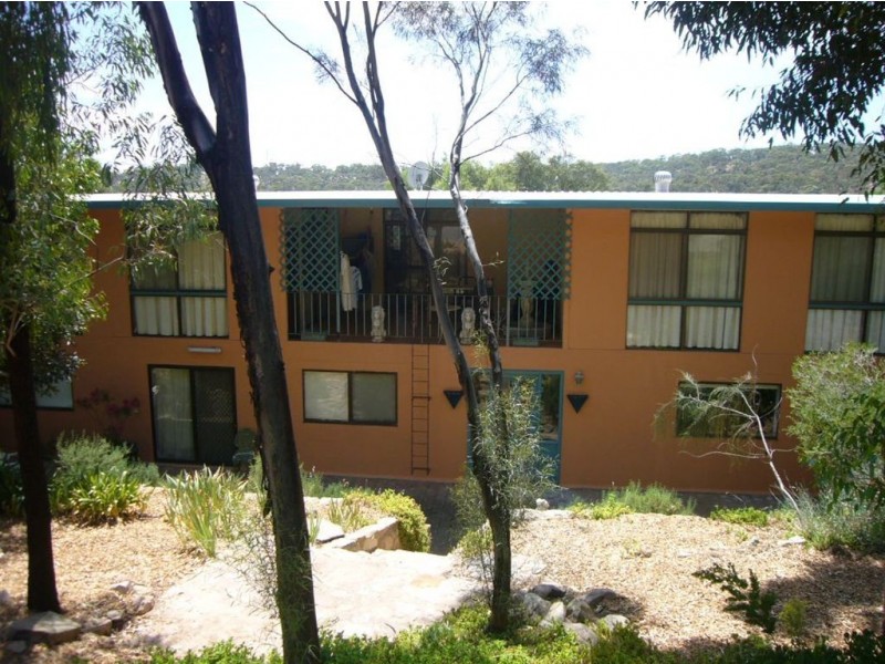 15B Beare Street, Clare SA 5453