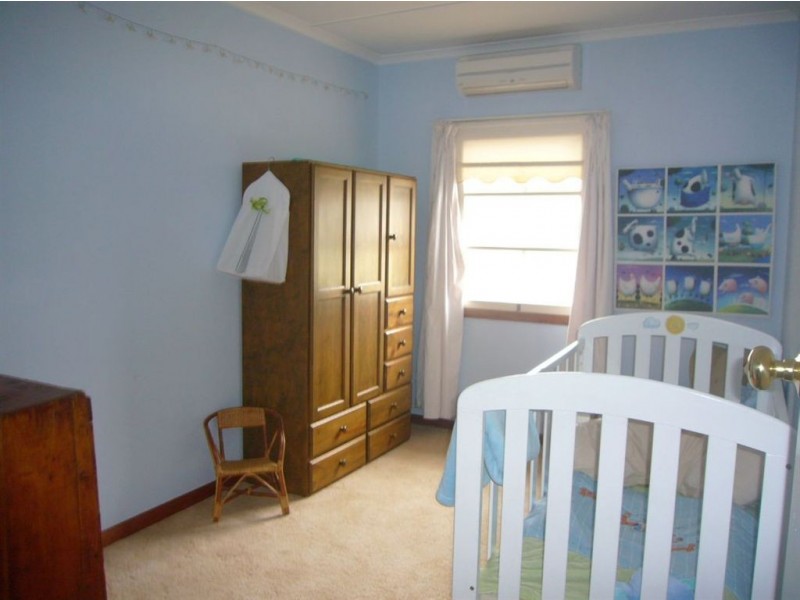 14 Melrose Ave, Clare SA 5453