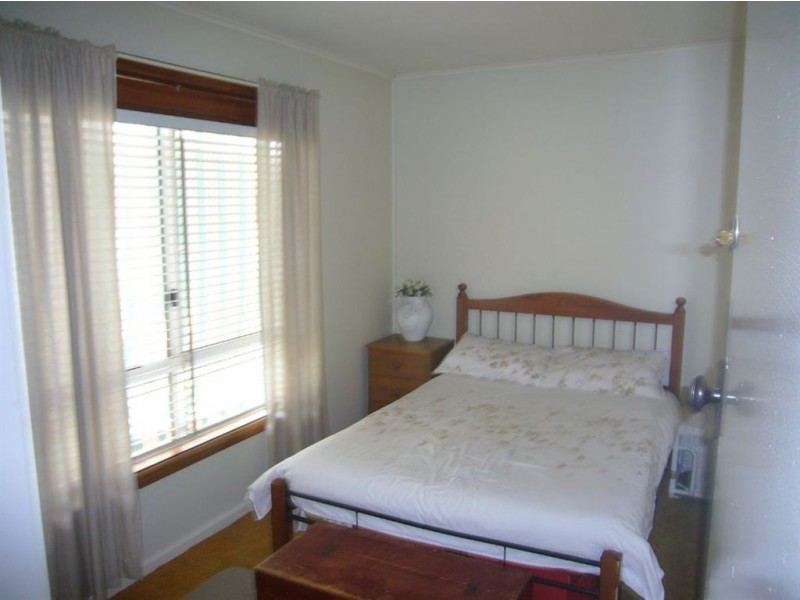 14 Melrose Ave, Clare SA 5453