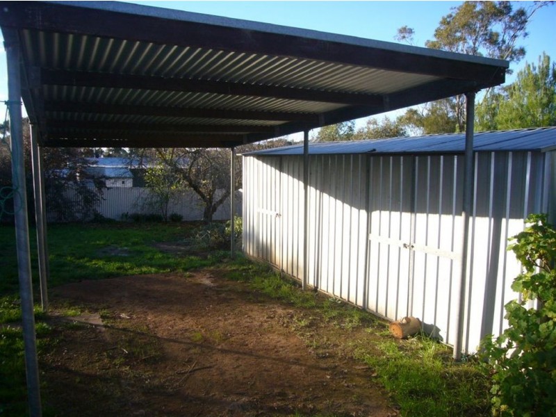 54 Farrell Flat Rd, Clare SA 5453