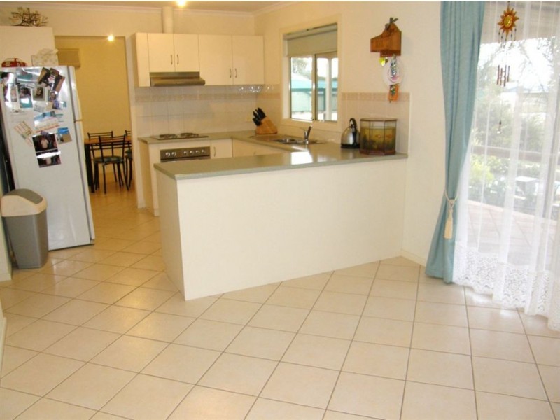 11 Keith Street, Cowell SA 5602