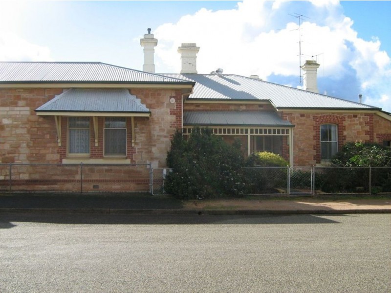 42 Railway Tce East, Snowtown SA 5520