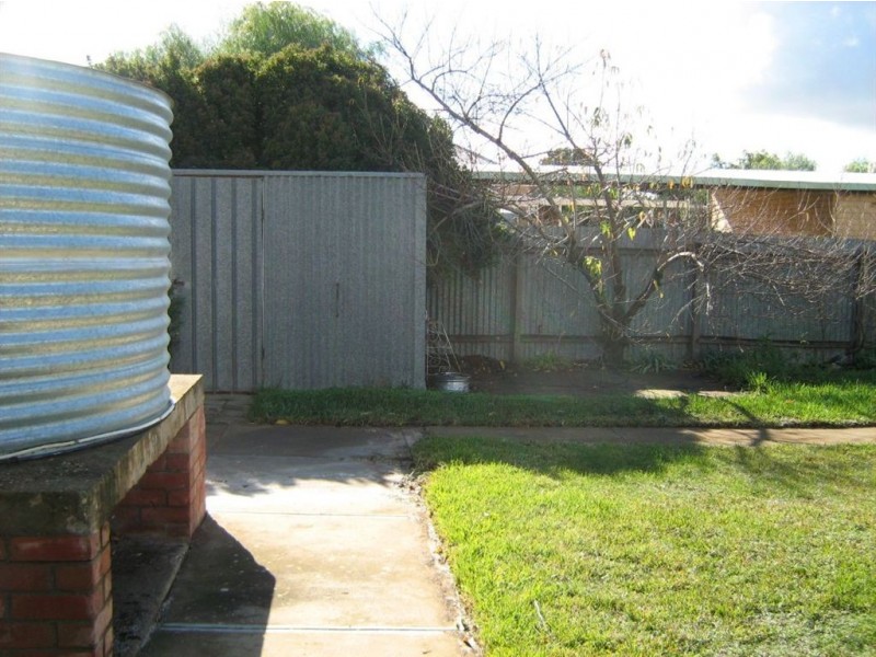 42 Railway Tce East, Snowtown SA 5520