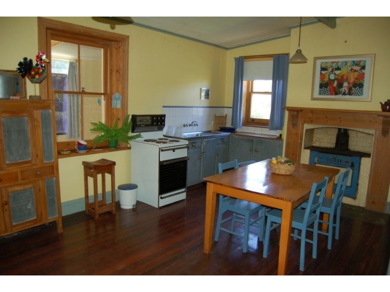 1 Llanelly Street, Burra SA 5417