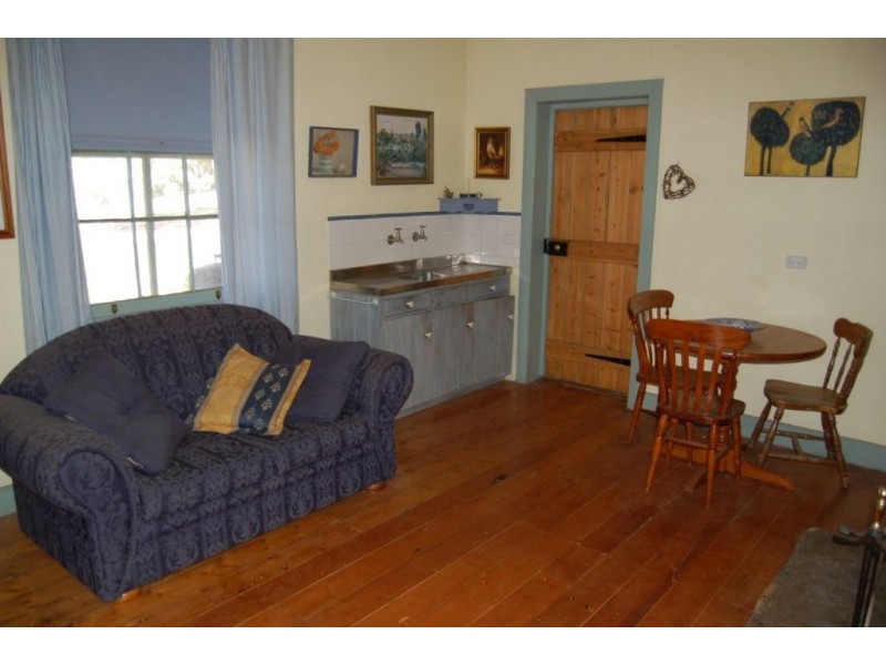 1 Llanelly Street, Burra SA 5417