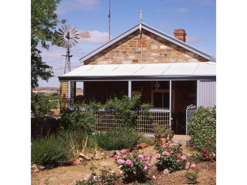 1 Llanelly Street, Burra SA 5417