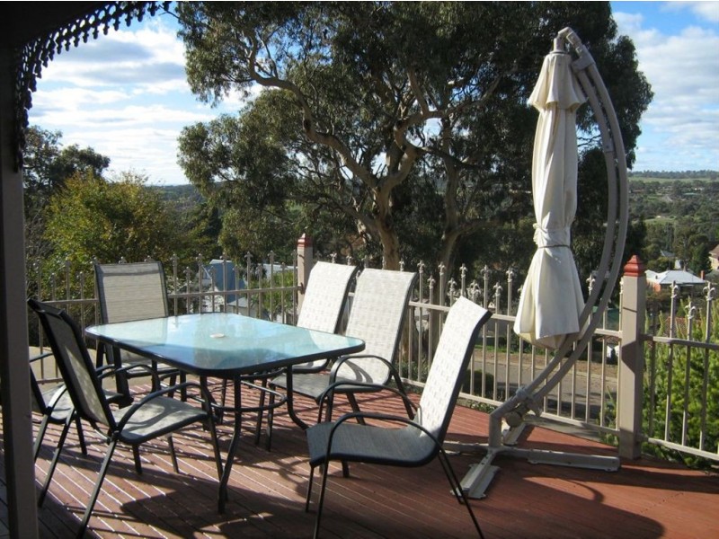 10 Michael Crt, Clare SA 5453