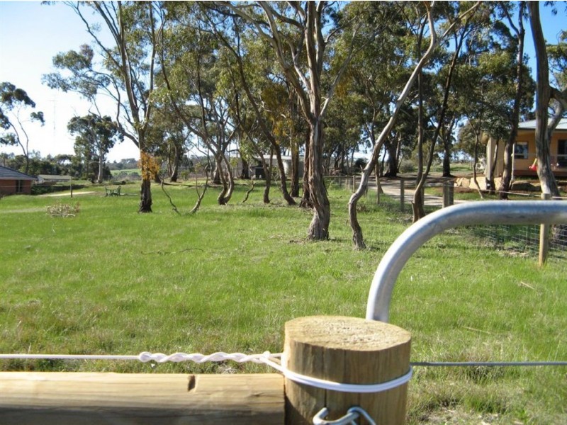 Lot 1 Corner Hicks Rd and Mine St., Clare SA 5453