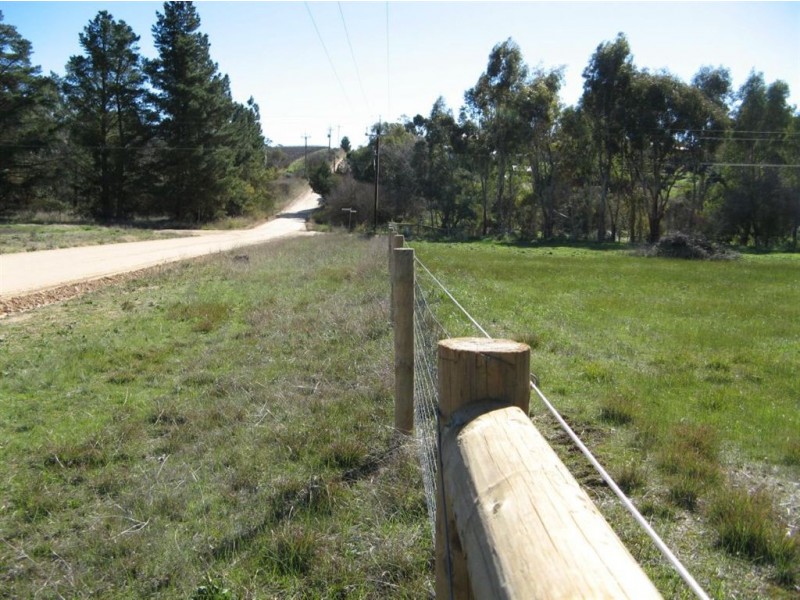 Lot 1 Corner Hicks Rd and Mine St., Clare SA 5453