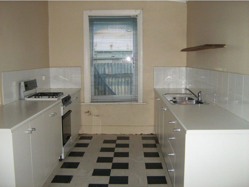14 Sixth Street, Gladstone SA 5473