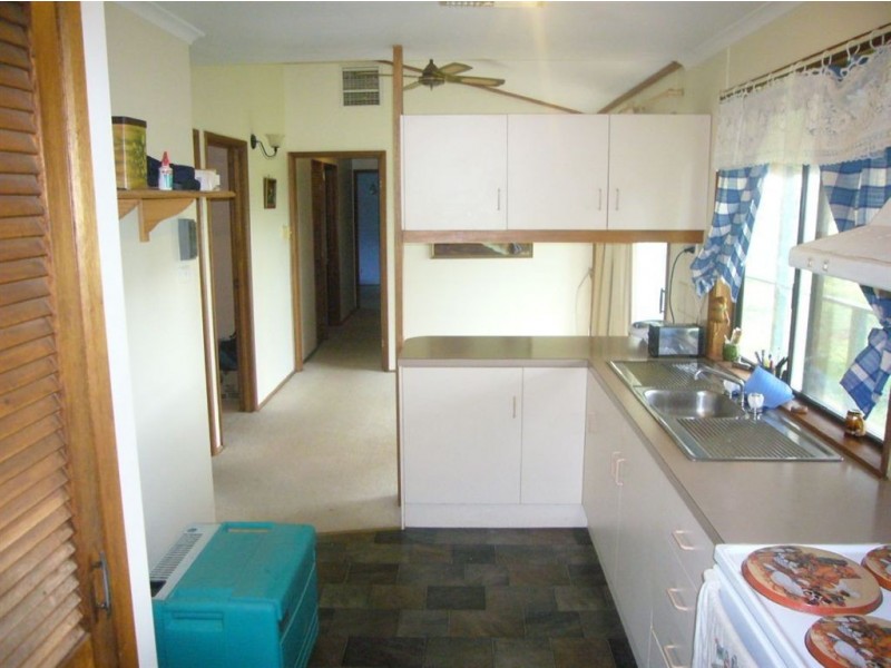 1 Cooper Rd, Halbury SA 5461