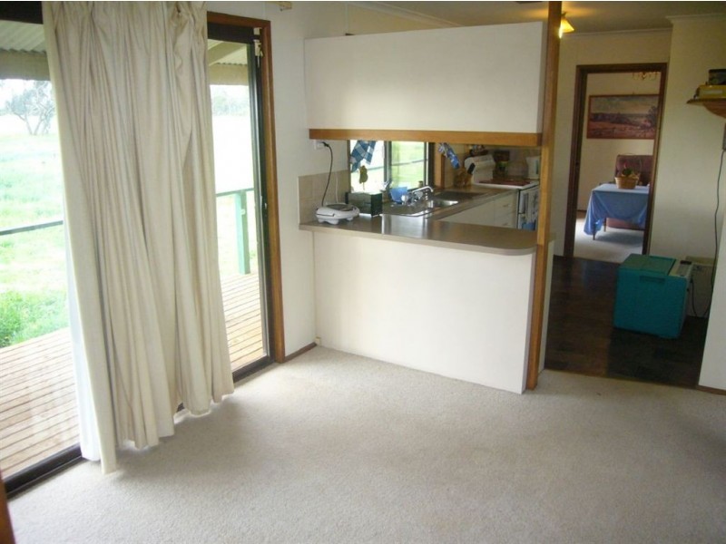 1 Cooper Rd, Halbury SA 5461