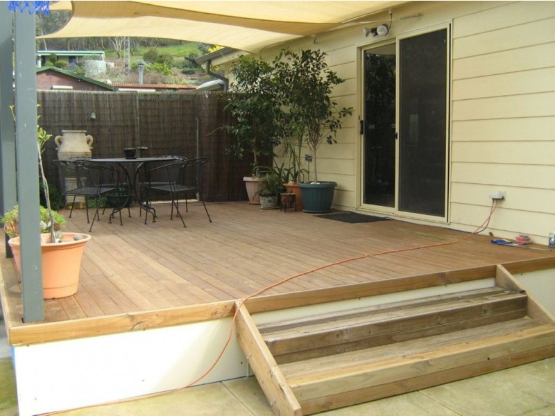 36 West Tce, Clare SA 5453