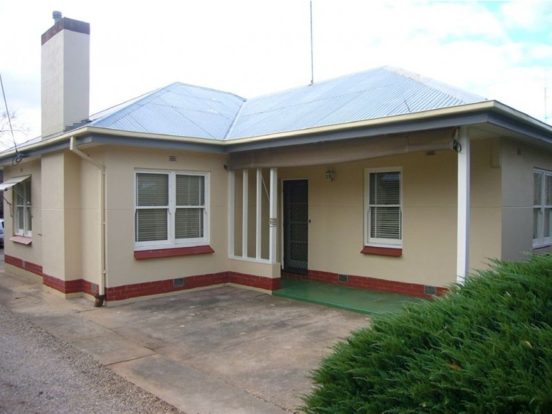 21 Daly Street, Clare SA 5453