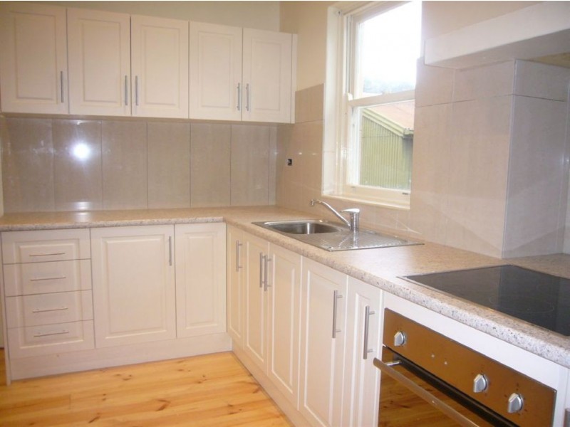 21 Daly Street, Clare SA 5453