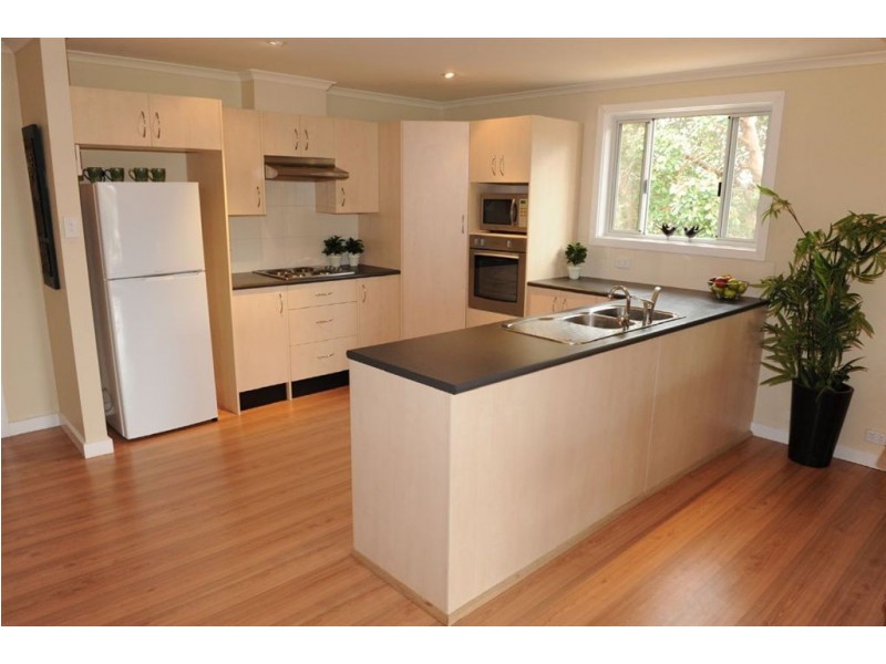 11 Cambridge St, Jamestown SA 5491