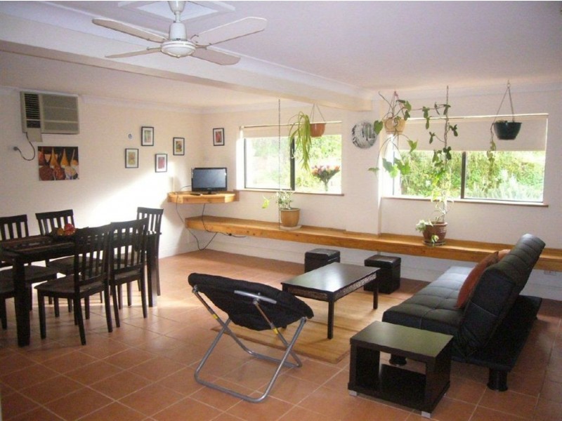 15 Beare Street, Clare SA 5453