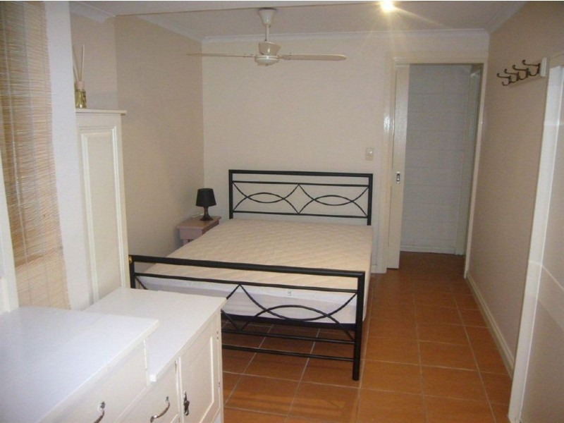 15 Beare Street, Clare SA 5453