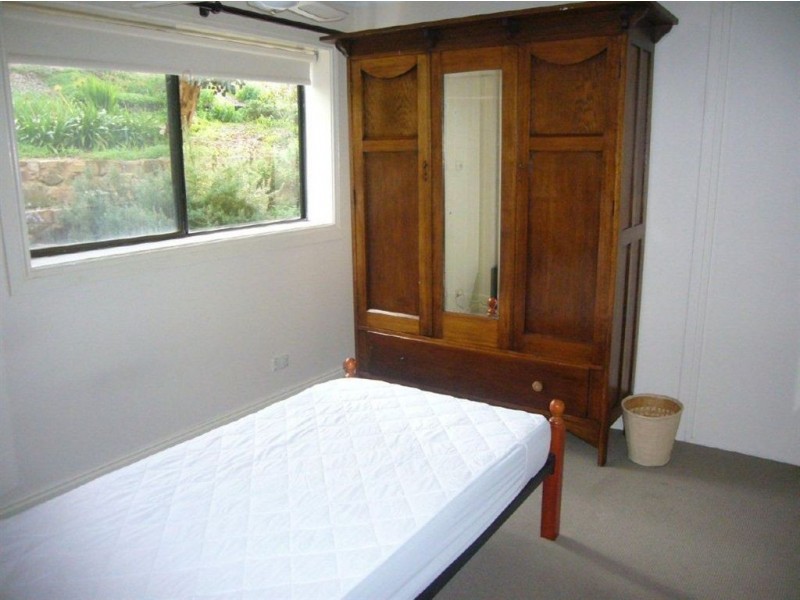 15 Beare Street, Clare SA 5453