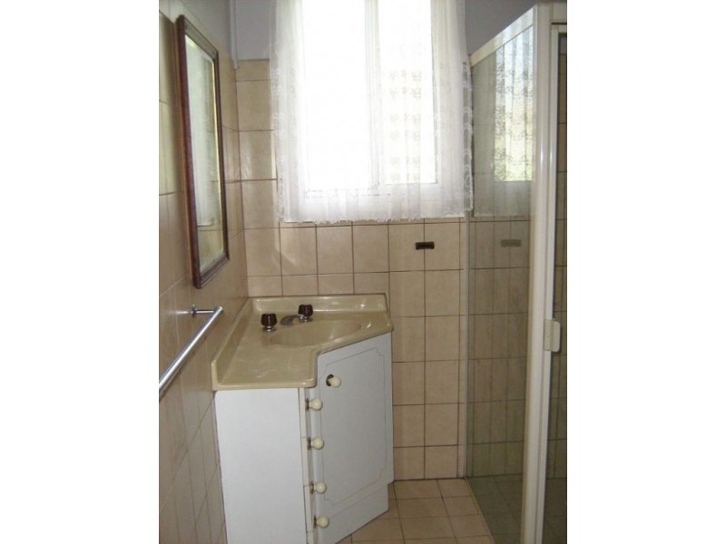 13 Melrose Avenue, Clare SA 5453