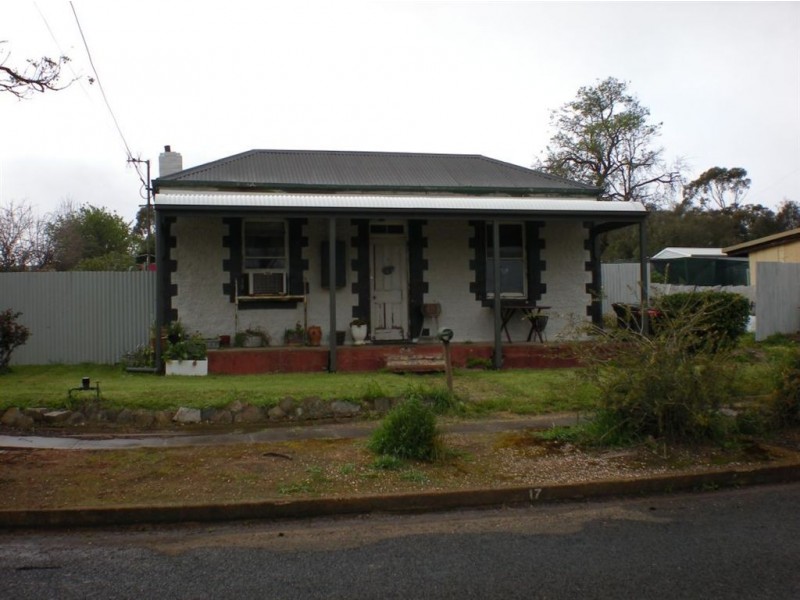 17 Hannan Street, Eudunda SA 5374