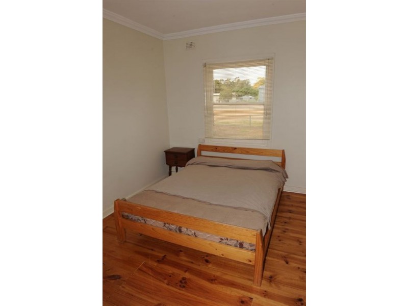 10 Clyde Street, Jamestown SA 5491