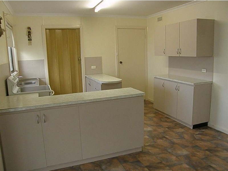 5 O’Connell Street, Cowell SA 5602