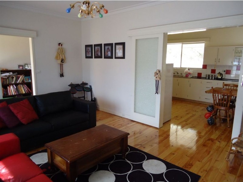 2 walsh Street, Balaklava SA 5461