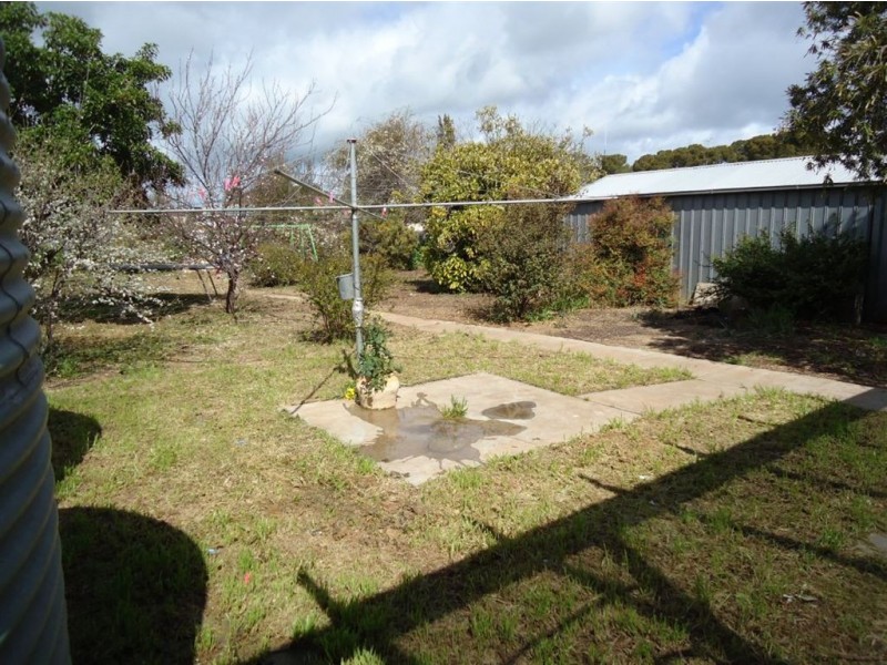 2 walsh Street, Balaklava SA 5461