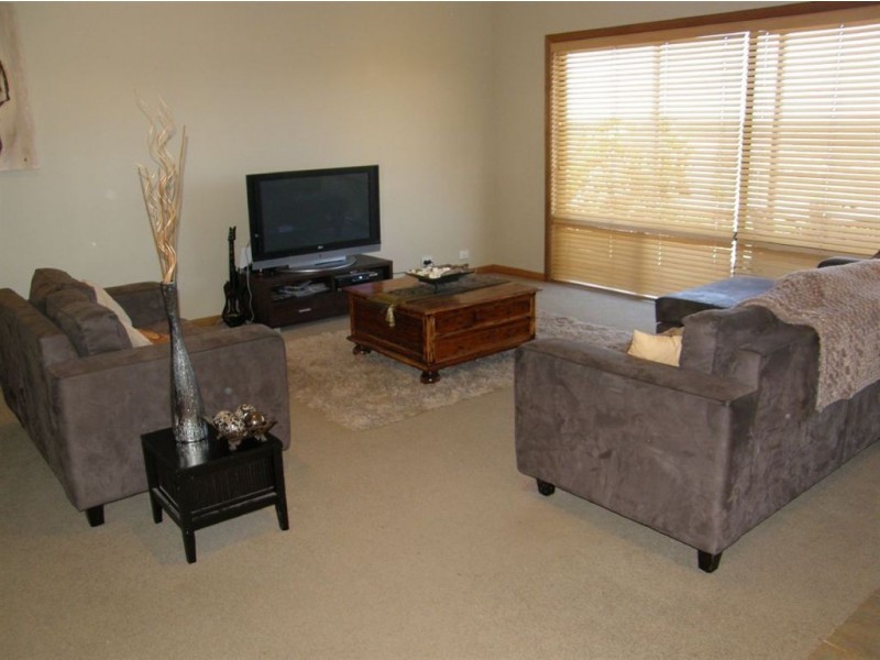 58 Esplanade, Cowell SA 5602