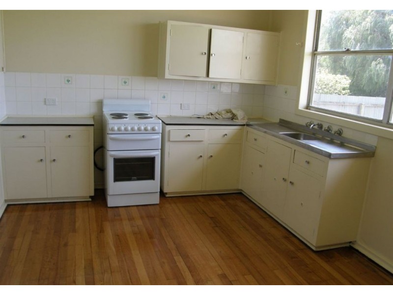 9 Fuss Street, Cummins SA 5631
