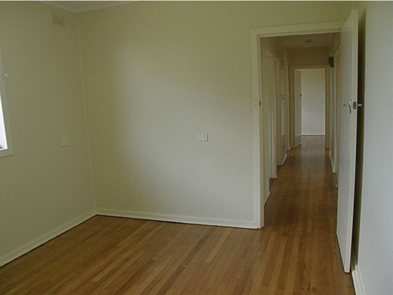 9 Fuss Street, Cummins SA 5631