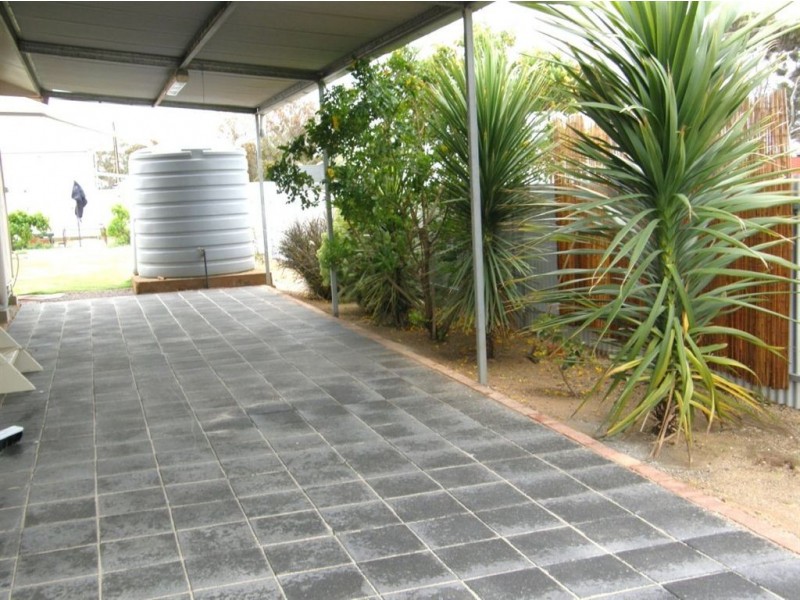 16 Keith Street, Cowell SA 5602