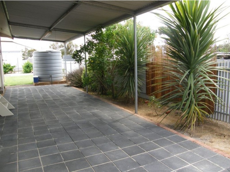 16 Keith Street, Cowell SA 5602