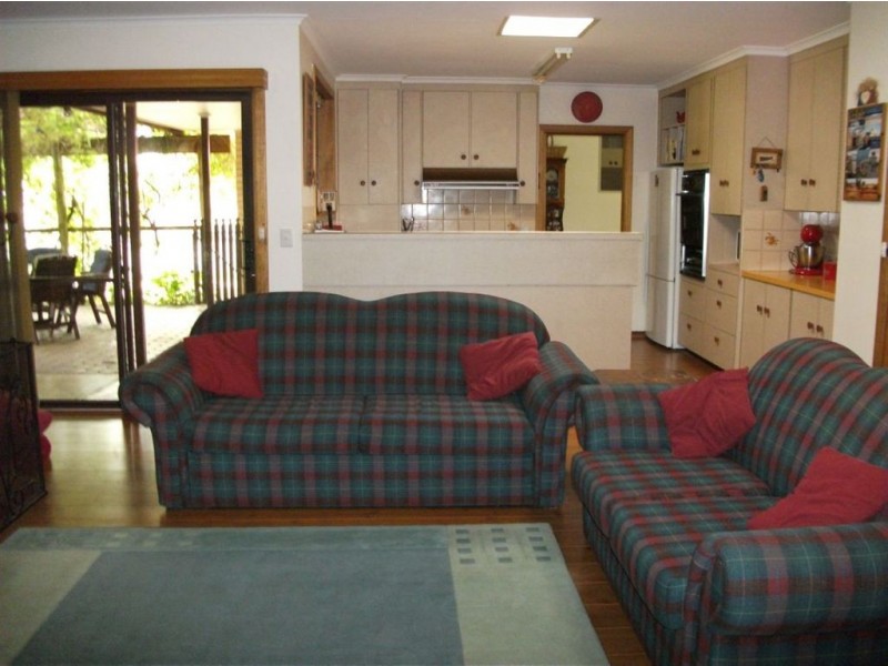 5 Glynn Street, Riverton SA 5412