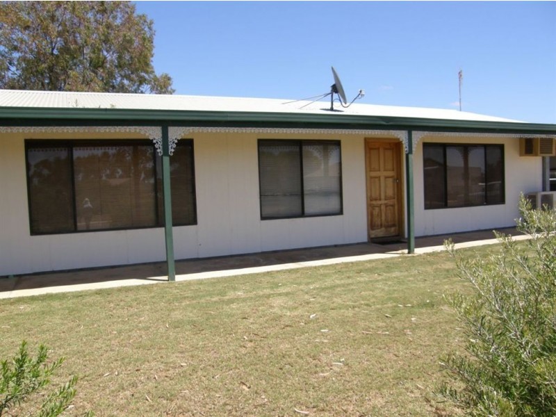 2 Schiller Street, Cowell SA 5602