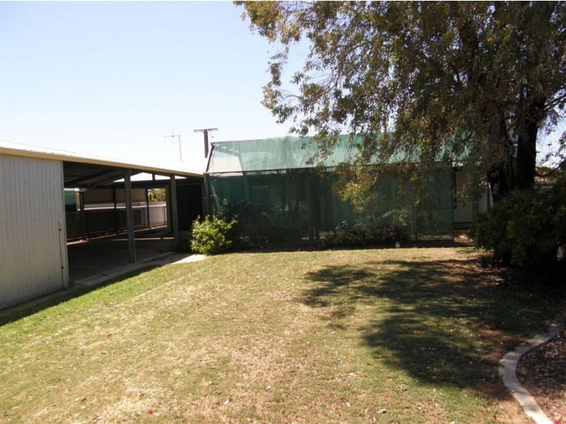 2 Schiller Street, Cowell SA 5602