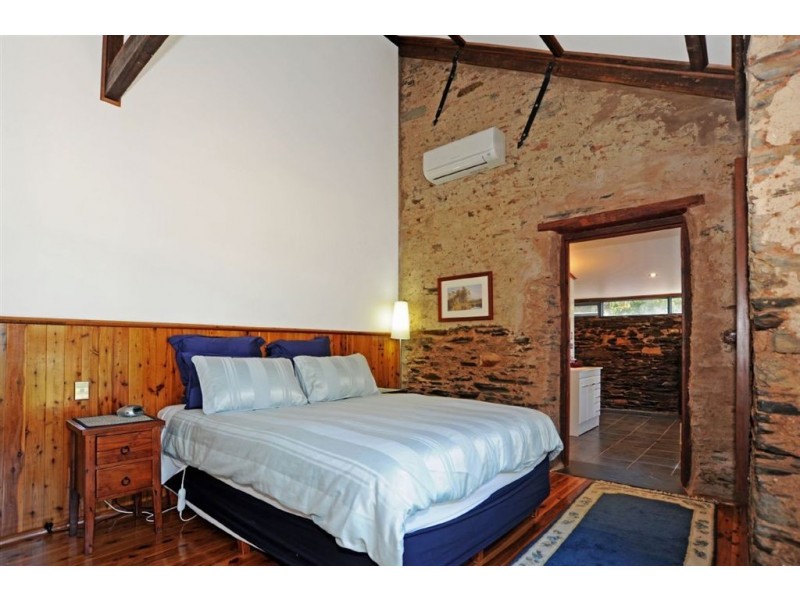32 Leasingham Rd William Hunts Retreat, Mintaro SA 5415