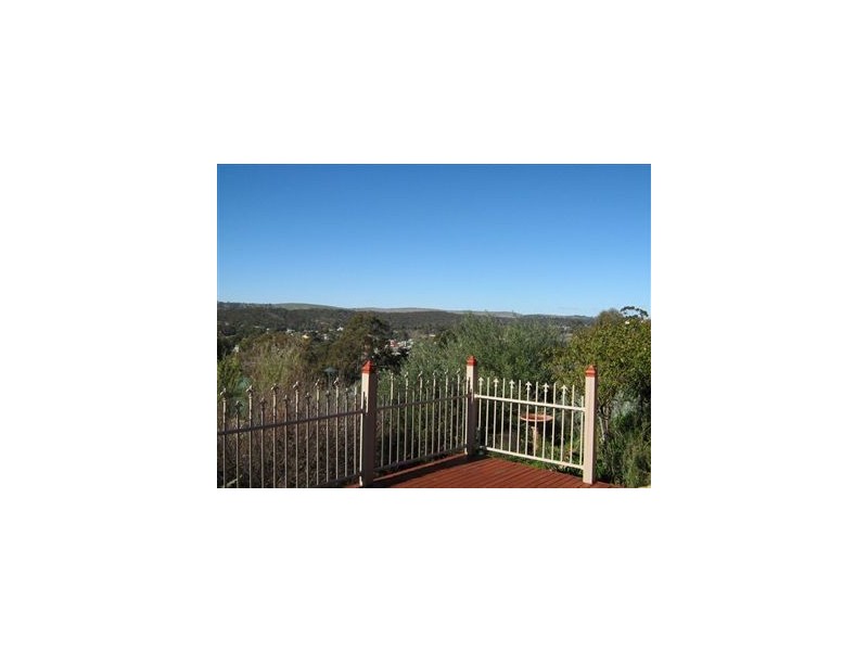 10 Michael Crt, Clare SA 5453